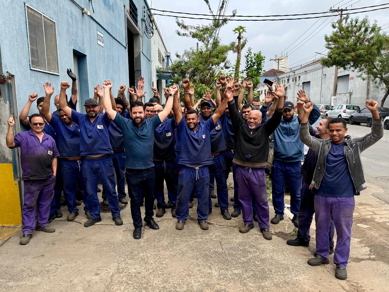 Adriano Lateri na  DELTAMAR