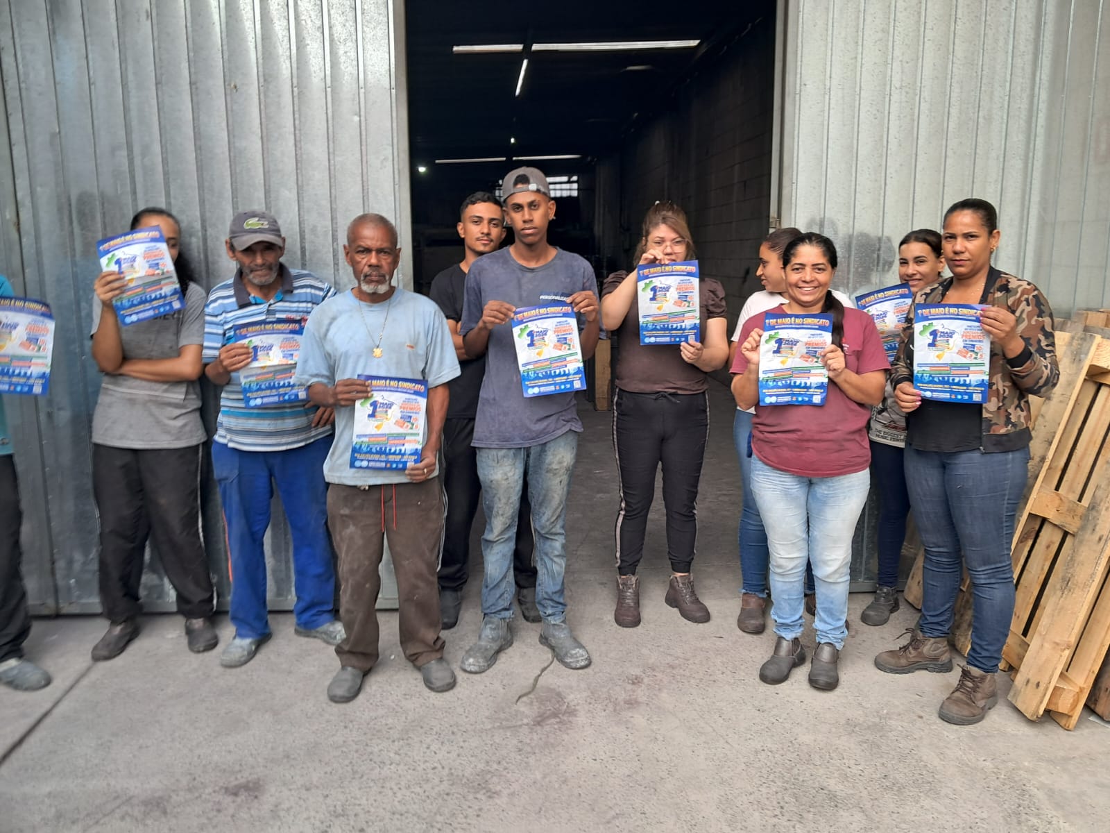 Mobilização na BOB.LAR, base da Ester #1Maio2026